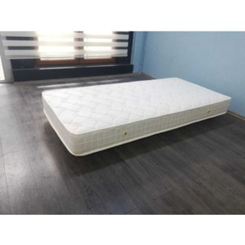 Matras Boston