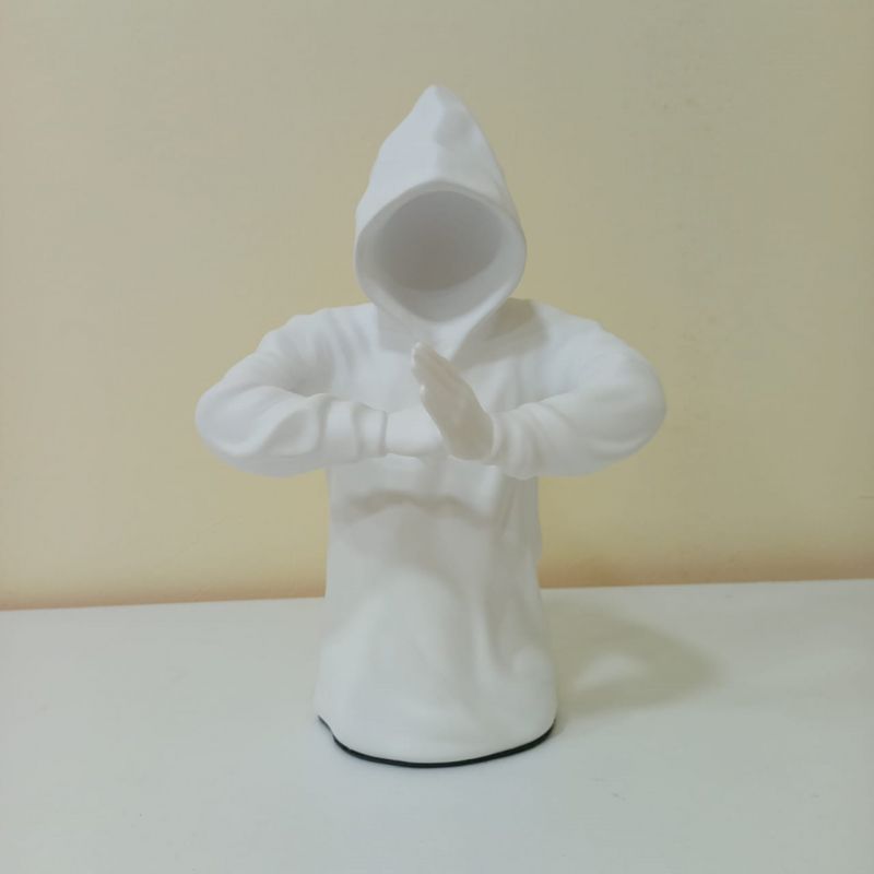 Döyüşçü Assasin Heykəli – Qəhrəman Ruhlu Dekor Sənəti | Taxtaci.az