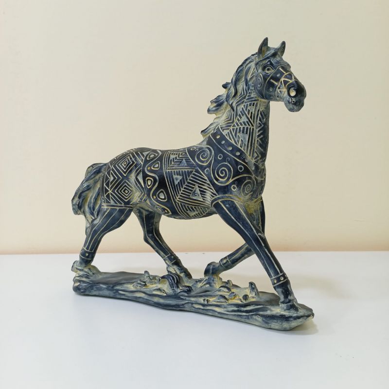 Naxışlı At Heykəli – Ornamentli Stolüstü Dekor | Taxtaci.az